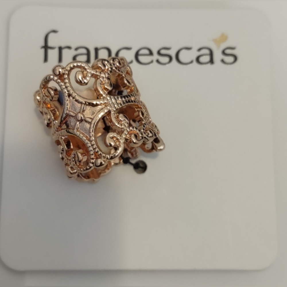 NWOT Francesca's Statement Ring